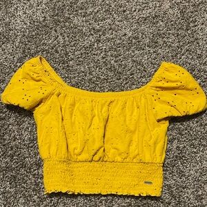 ☀️Hollister Yellow Crop Top☀️